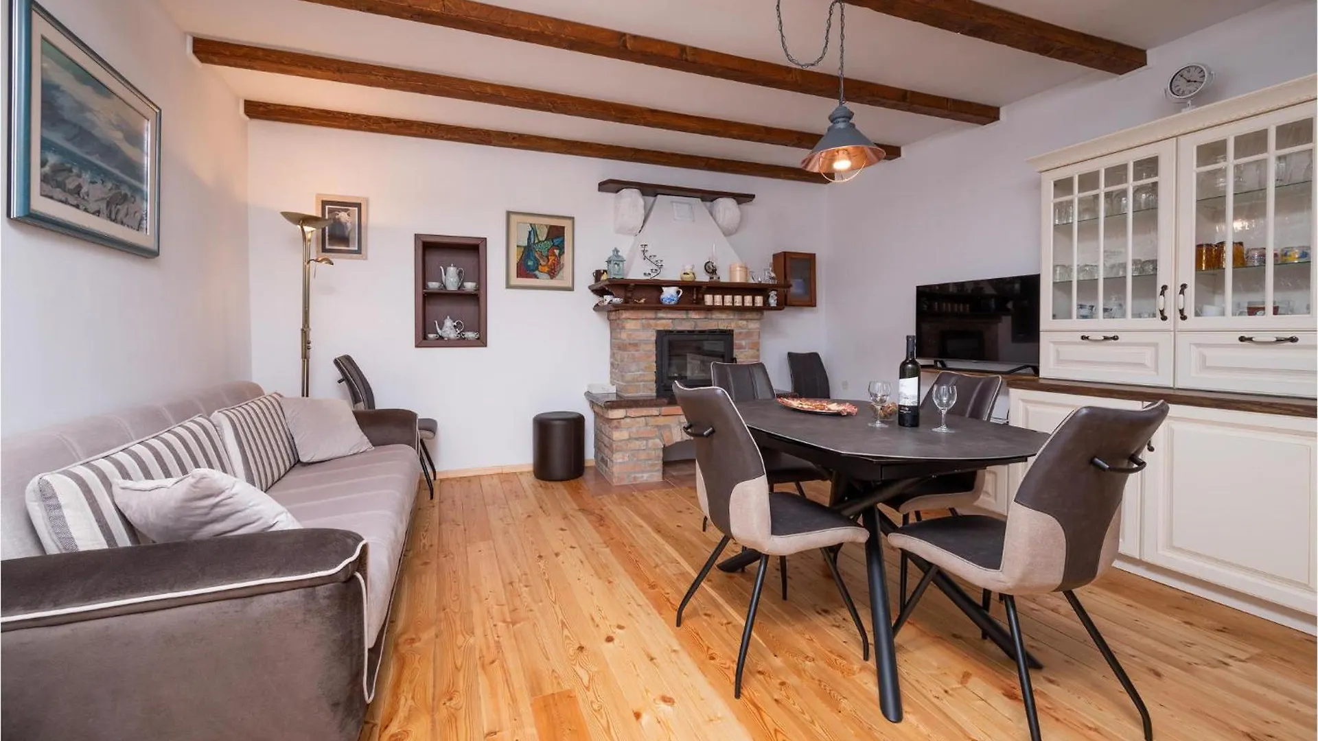 Holiday home Cozy Home In Plomin With Kitchen