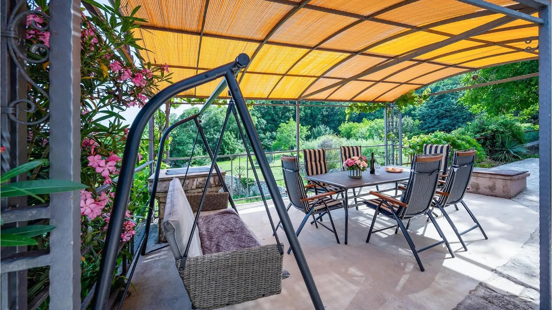 Cozy Home In Plomin With Kitchen Horvátország