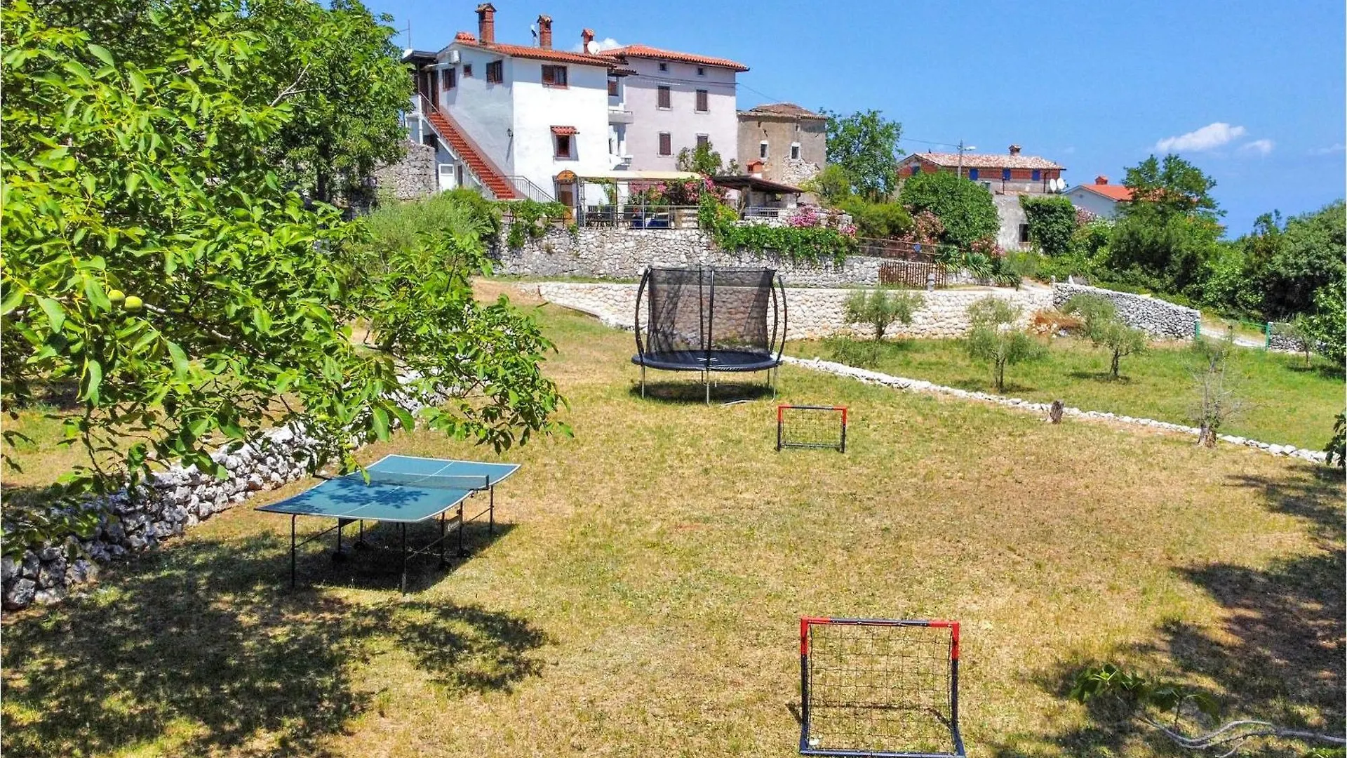 Cozy Home In Plomin With Kitchen Kroatien